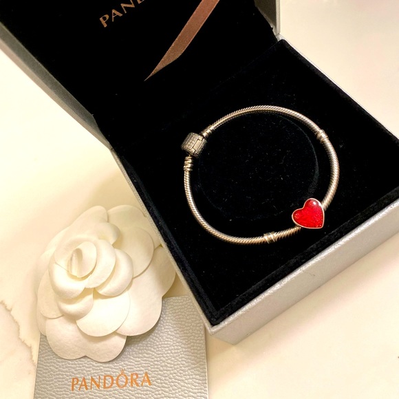 Pandora Jewelry Pandora Moments Sparkling Pav Clasp Snake Chain